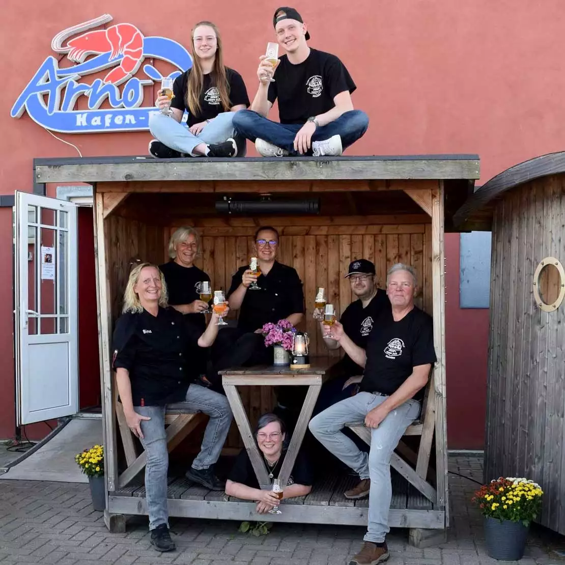 Das Team vom Hafen Pub Pellworm